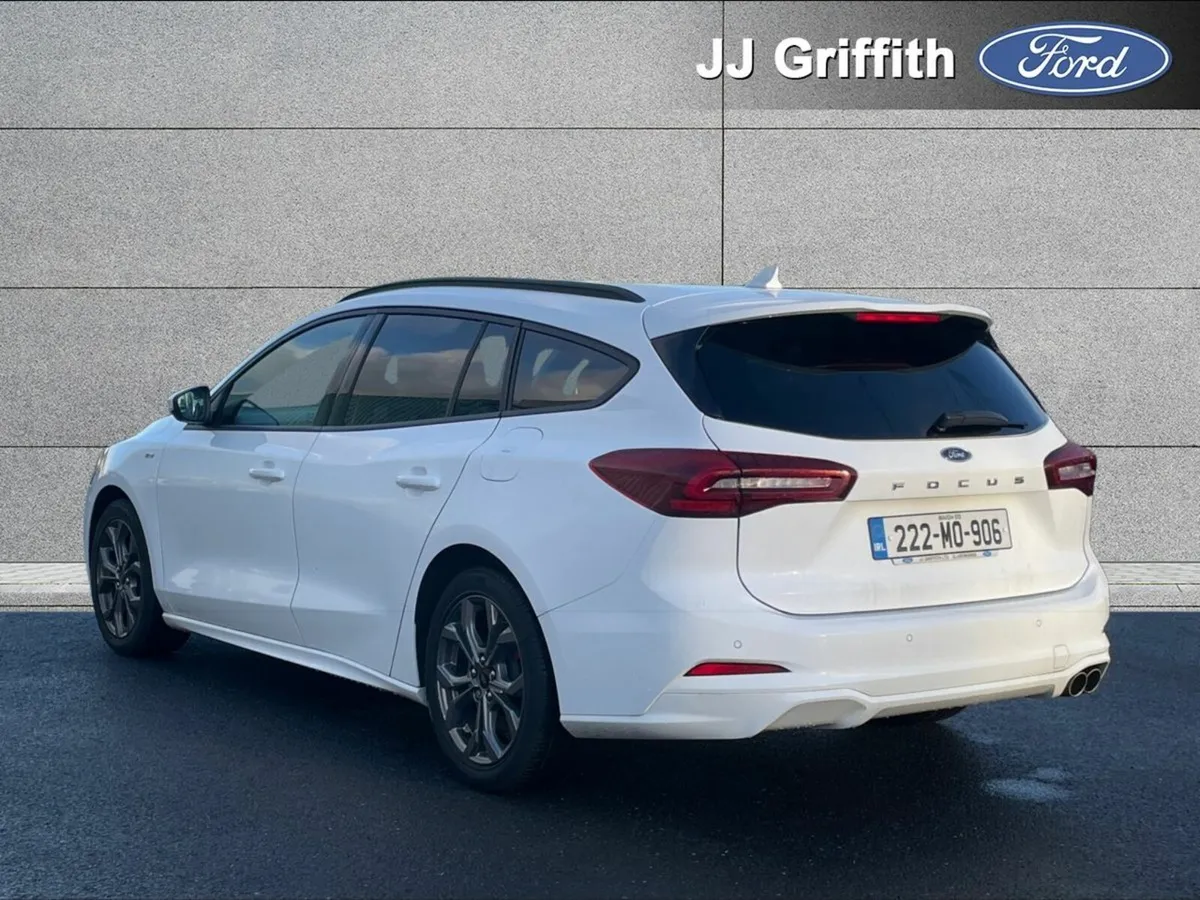 Ford Focus 1.0L EcoBoost 125PS ST-Line Style - Image 2