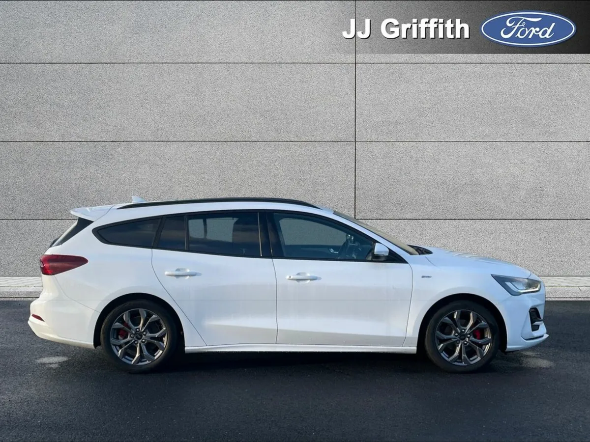 Ford Focus 1.0L EcoBoost 125PS ST-Line Style - Image 3