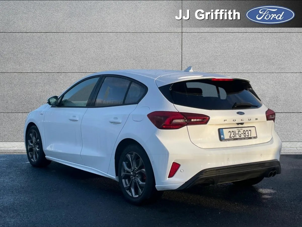 Ford Focus 1.0L EcoBoost 125PS Trend - Image 2