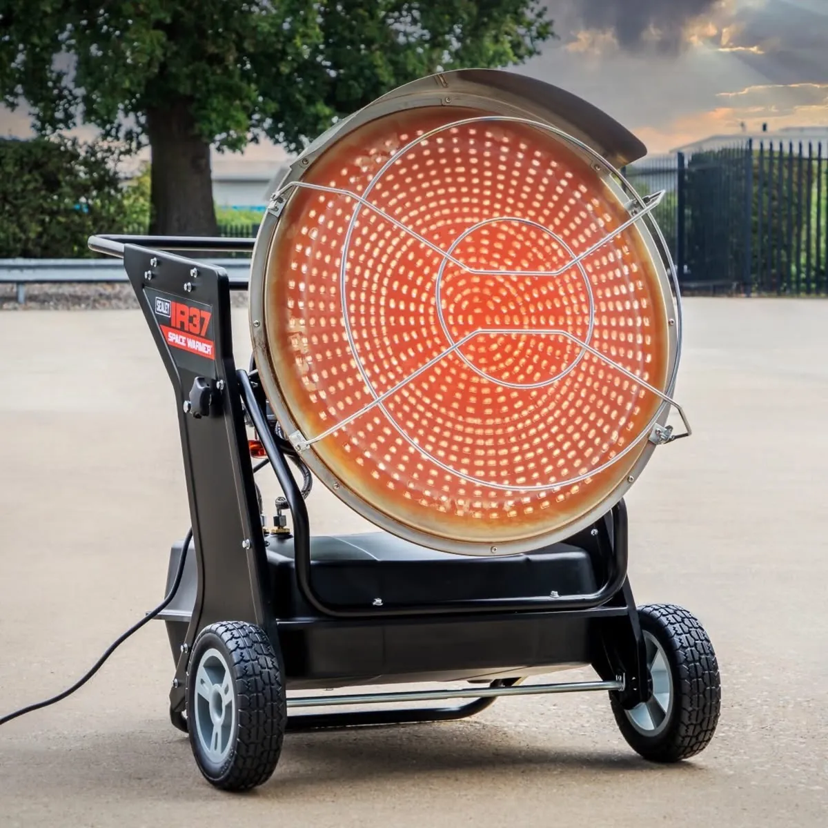 Space Heaters 🥶 🔥 - Image 1