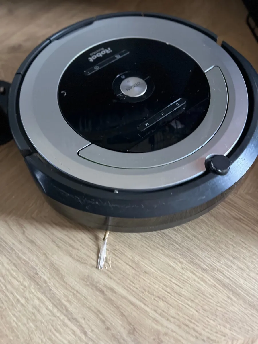 iRobot Roomba - Image 1
