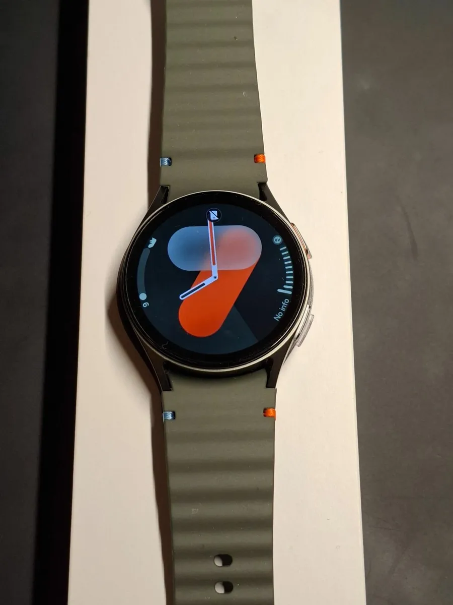 Samsung Galaxy Watch7 - Image 1
