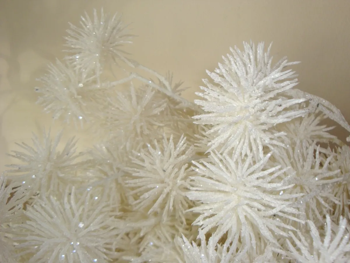 Snow white thistle stems - set of 6 - NEW - Image 3