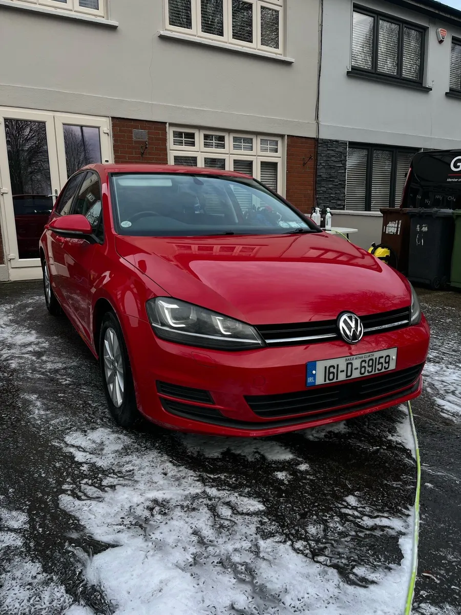 Volkswagen Golf (Automatic Gearbox) - Image 1