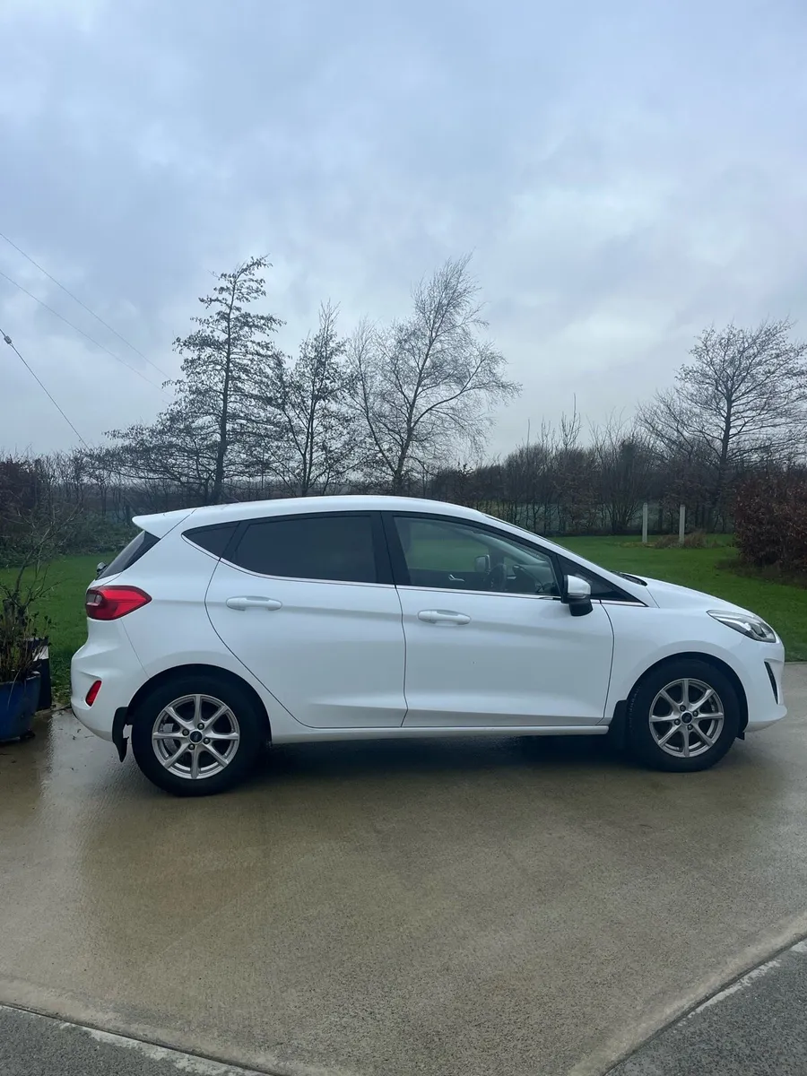 Ford Fiesta - Image 3