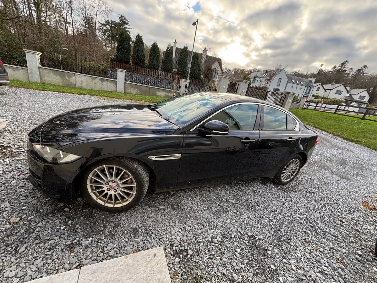 Jaguar XE 2017 - Image 1