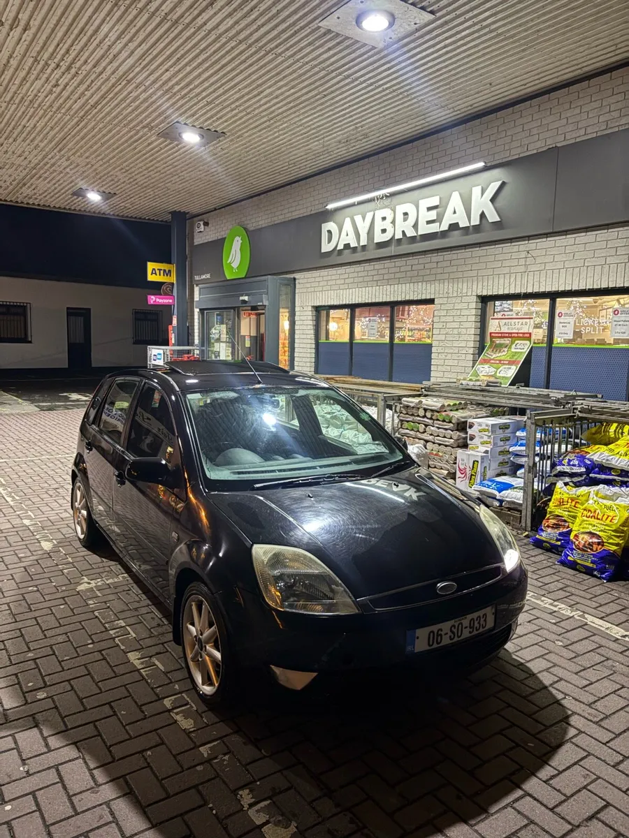 2006 Fiesta 1.25 petrol nct 02/26 tax 01/26 - Image 1