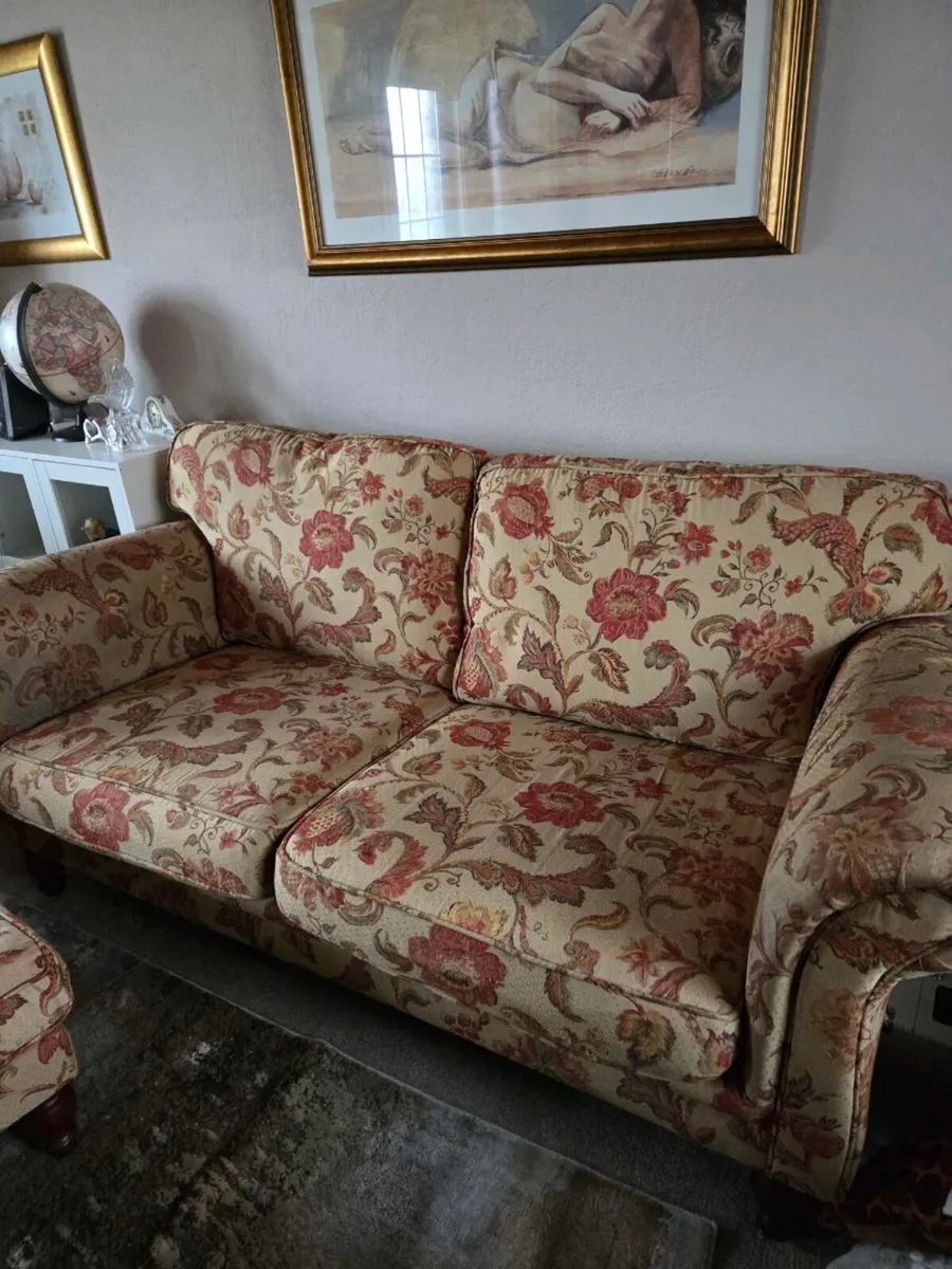 Sofa - Image 3