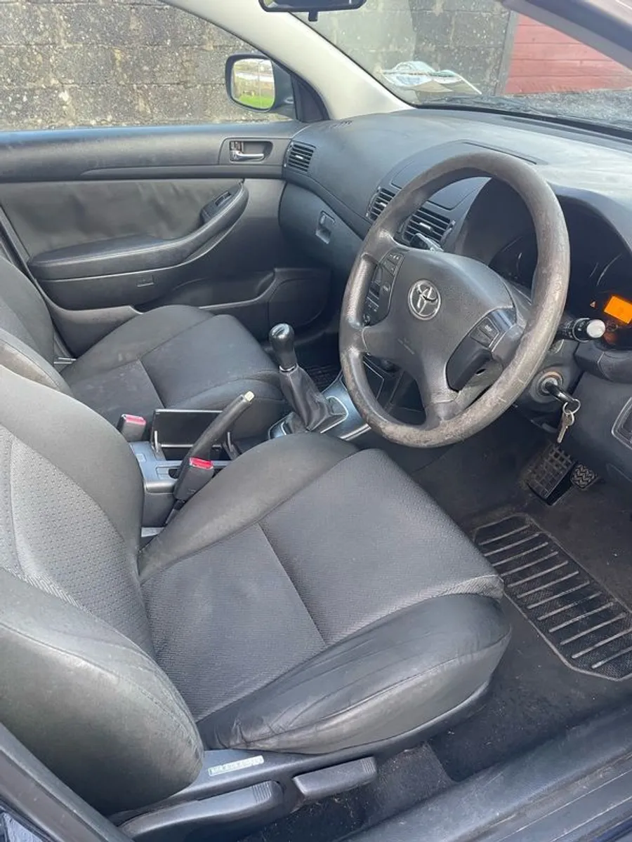 2007 Toyota Avensis - Image 4