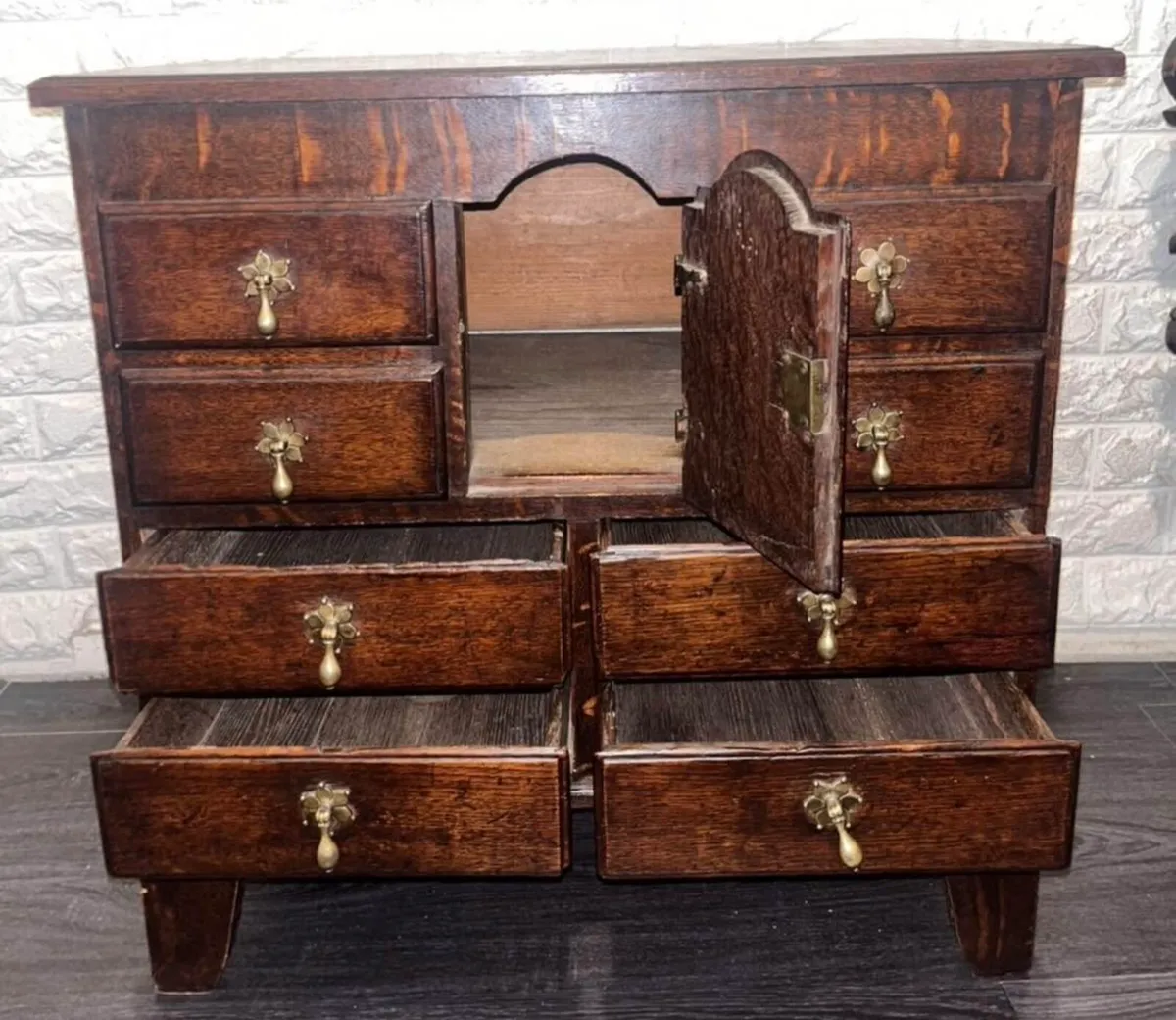 Georgian Oak Chest - Image 3