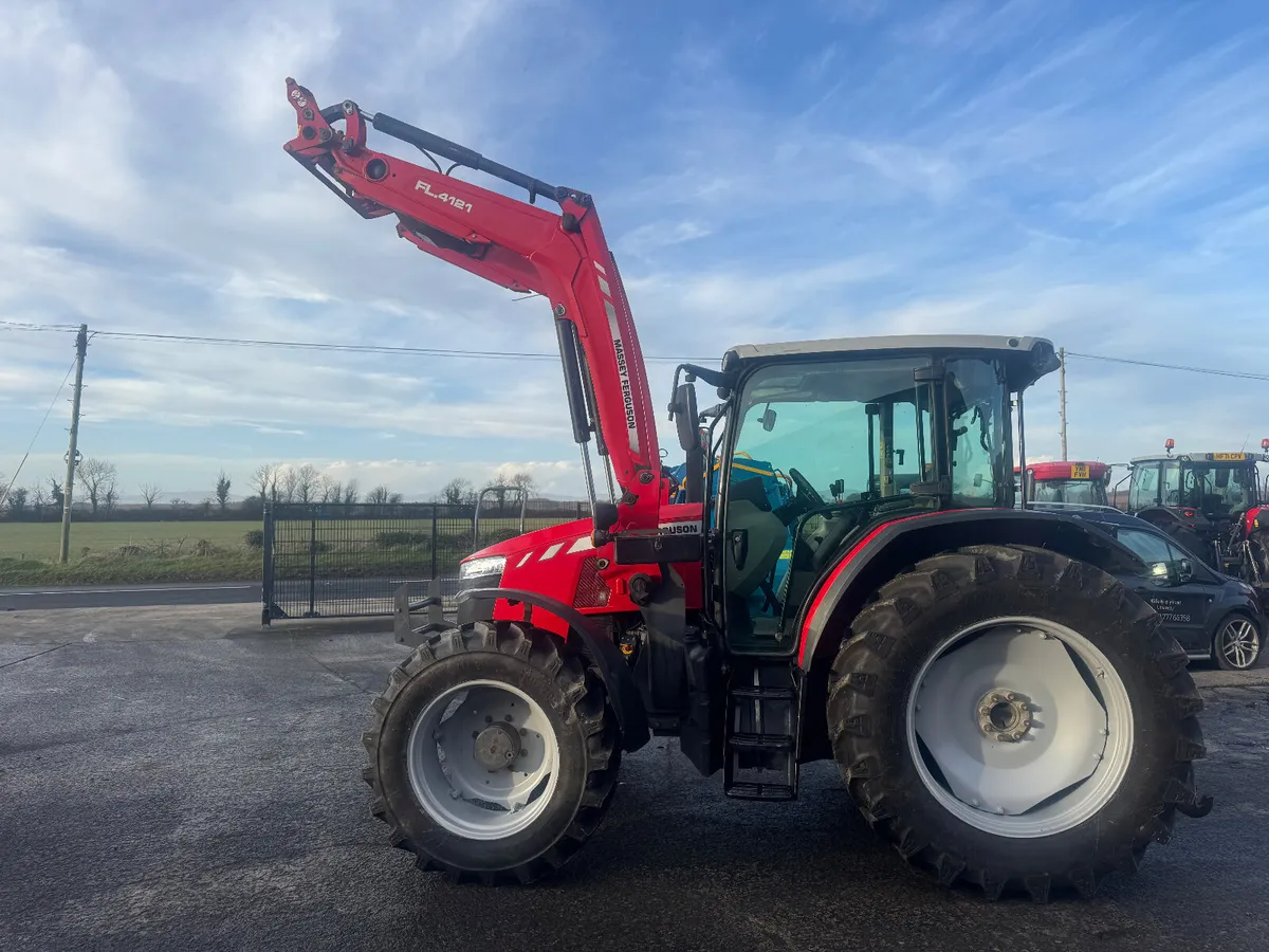 Massey Ferguson 6713 - Image 1