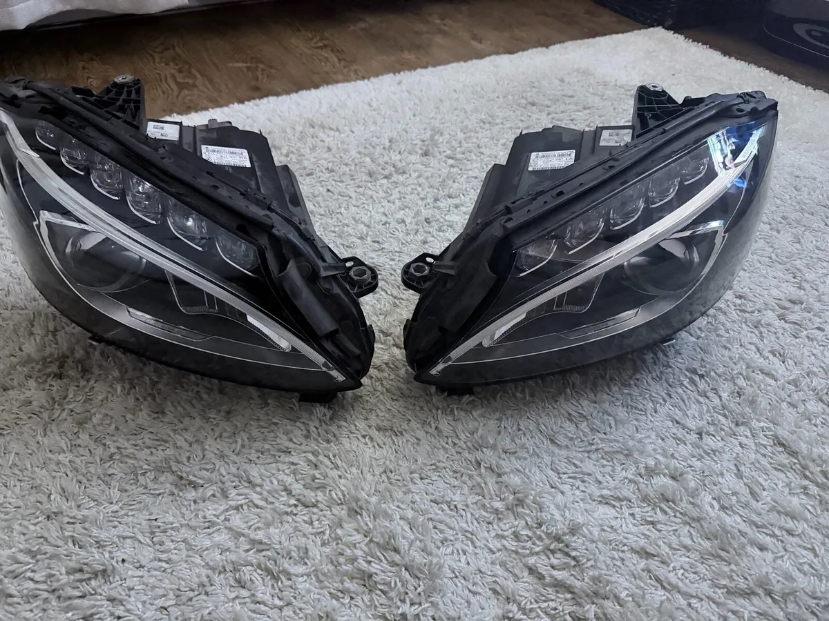 Mercedes C Class W205 HEADLIGHTS - Image 1