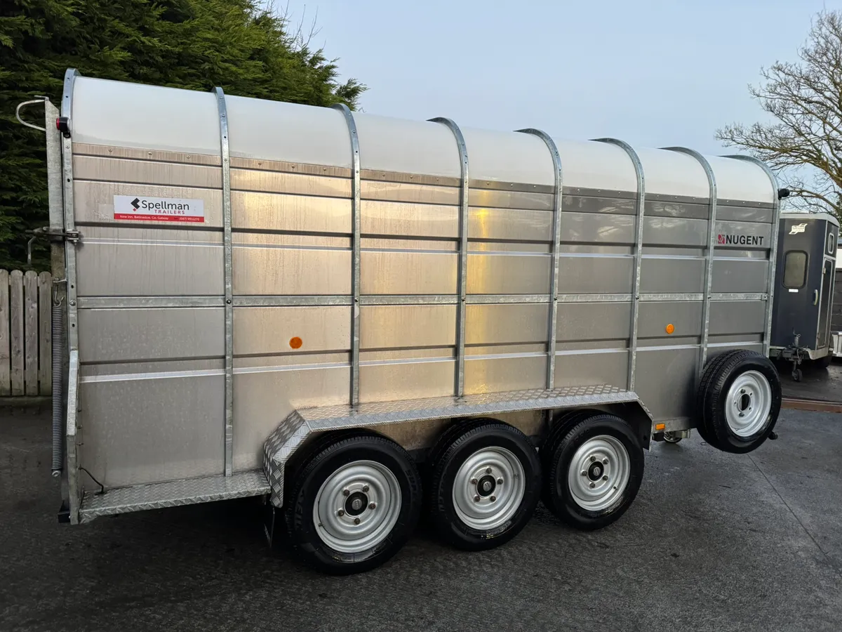 Nugent livestock trailer - Image 4