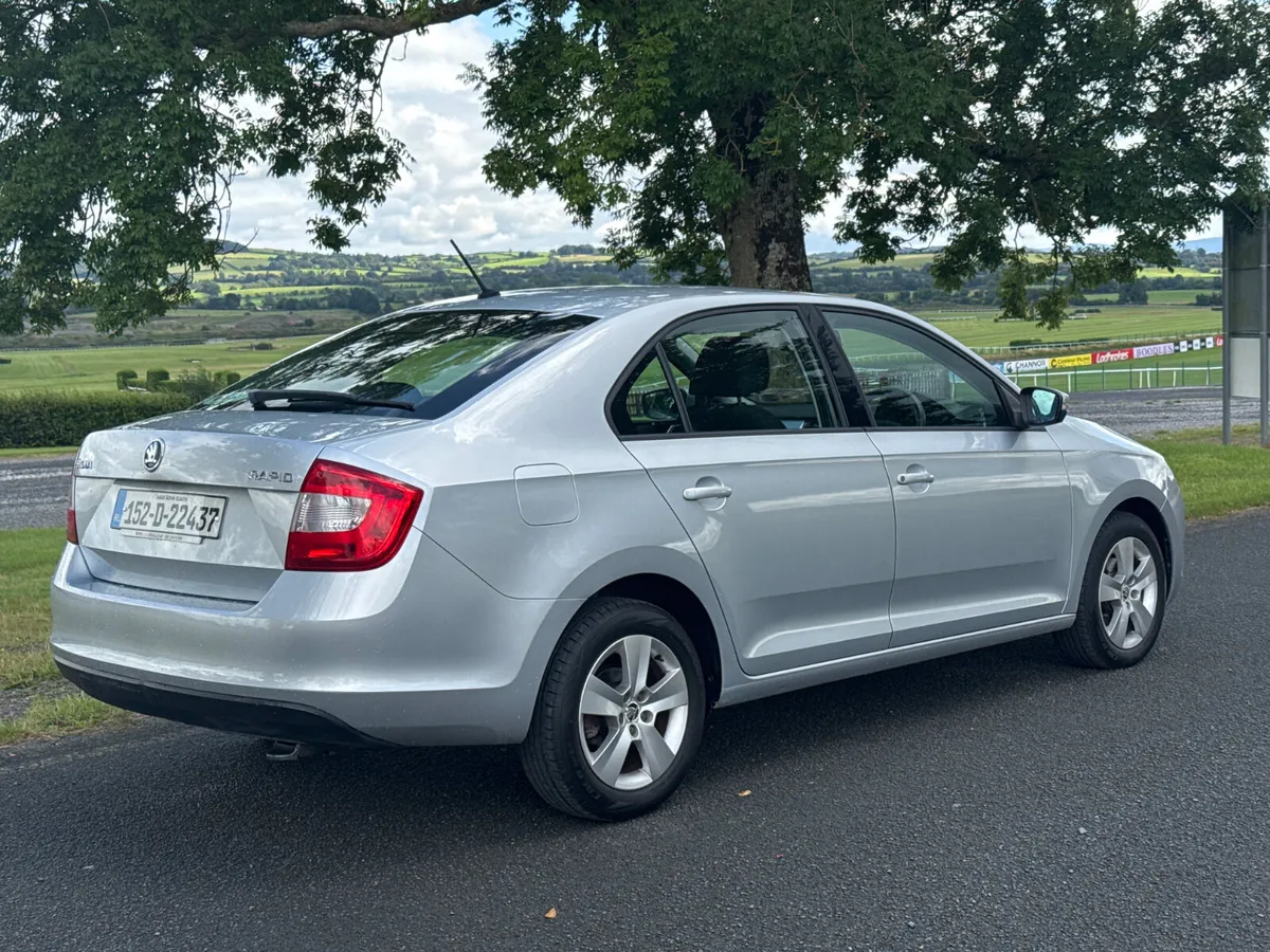 Skoda Rapid 2015 Spaceback Ambtion low mileage - Image 4