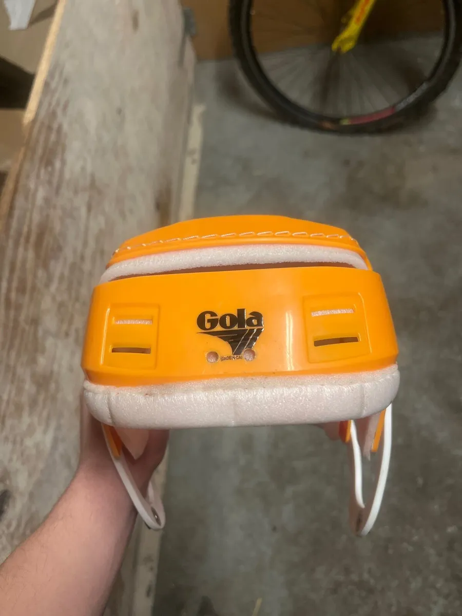 Gola helmet - Image 1