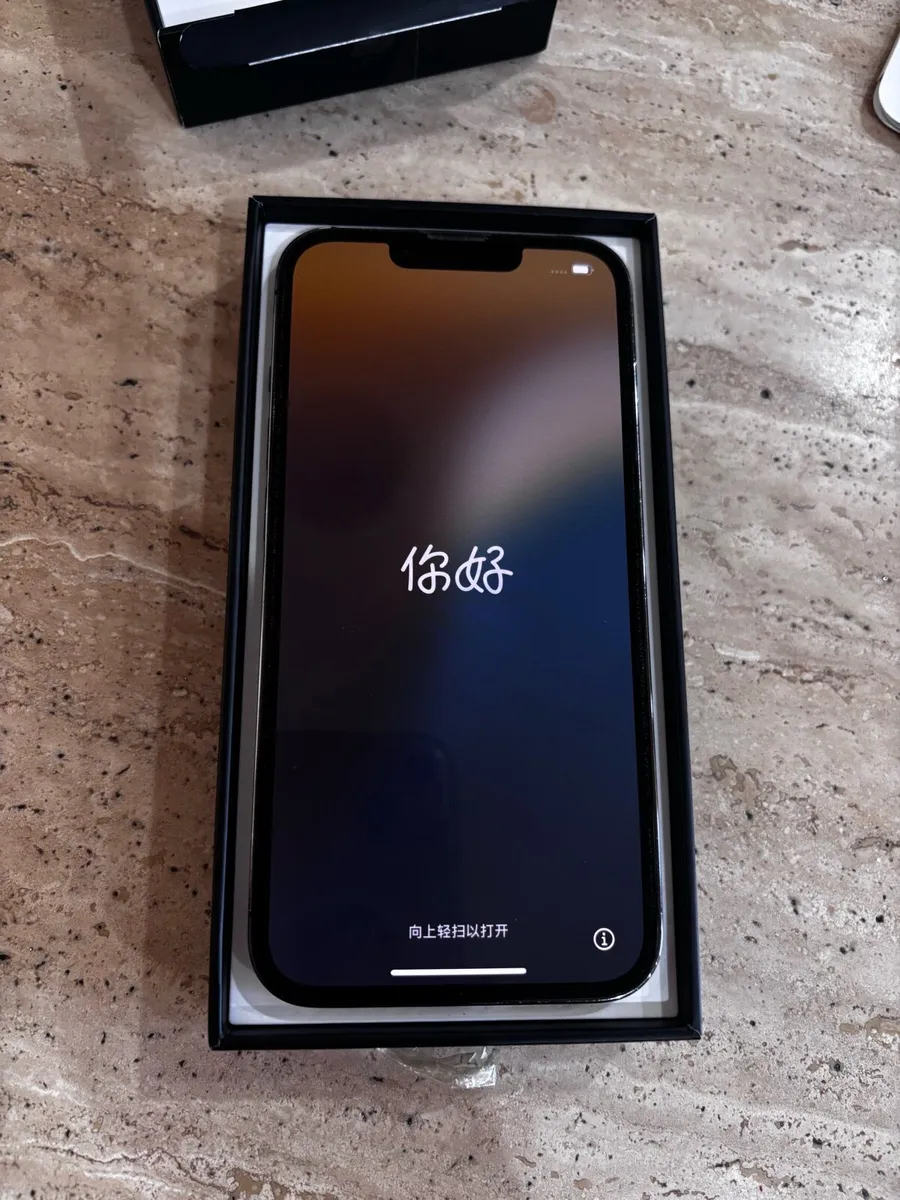 iPhone 13 Pro - Image 2