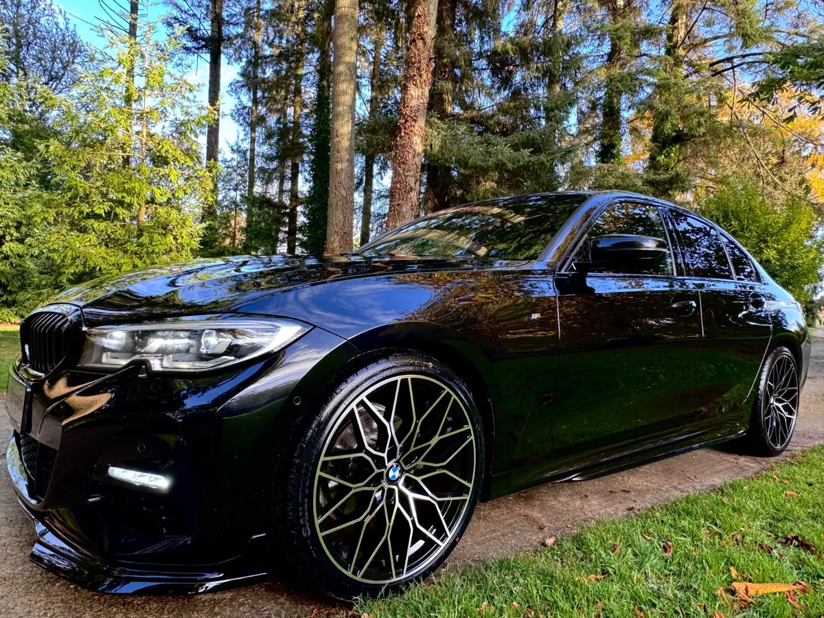 SAPHIRE BLACK G20 320D MSPORT - Image 3