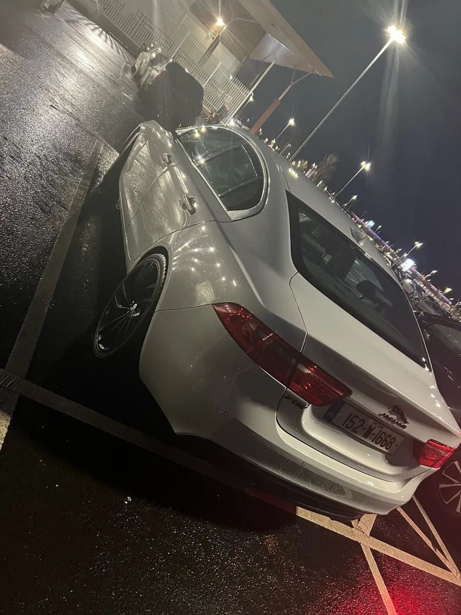 FALSH SALE €8500!! White Jag XE 2015 2.0 prestige - Image 1