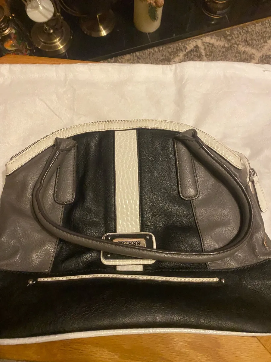 Genuine Guess Handbag - Image 1