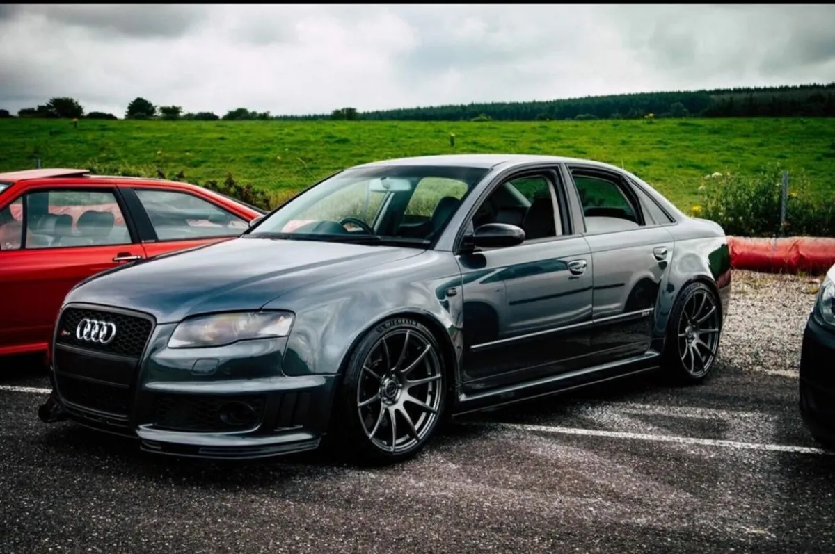 Audi RS4  B7 - Image 4