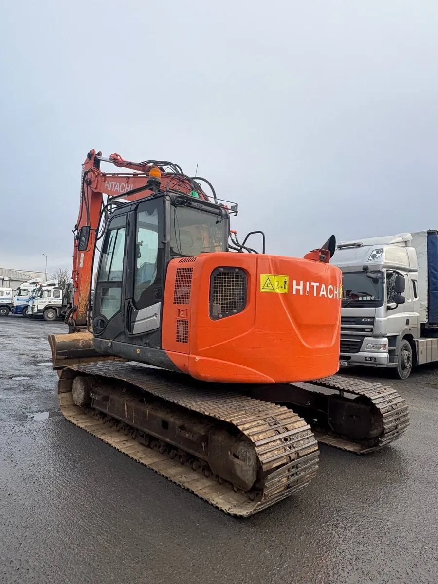 2014 135-5b zero tail - Image 1