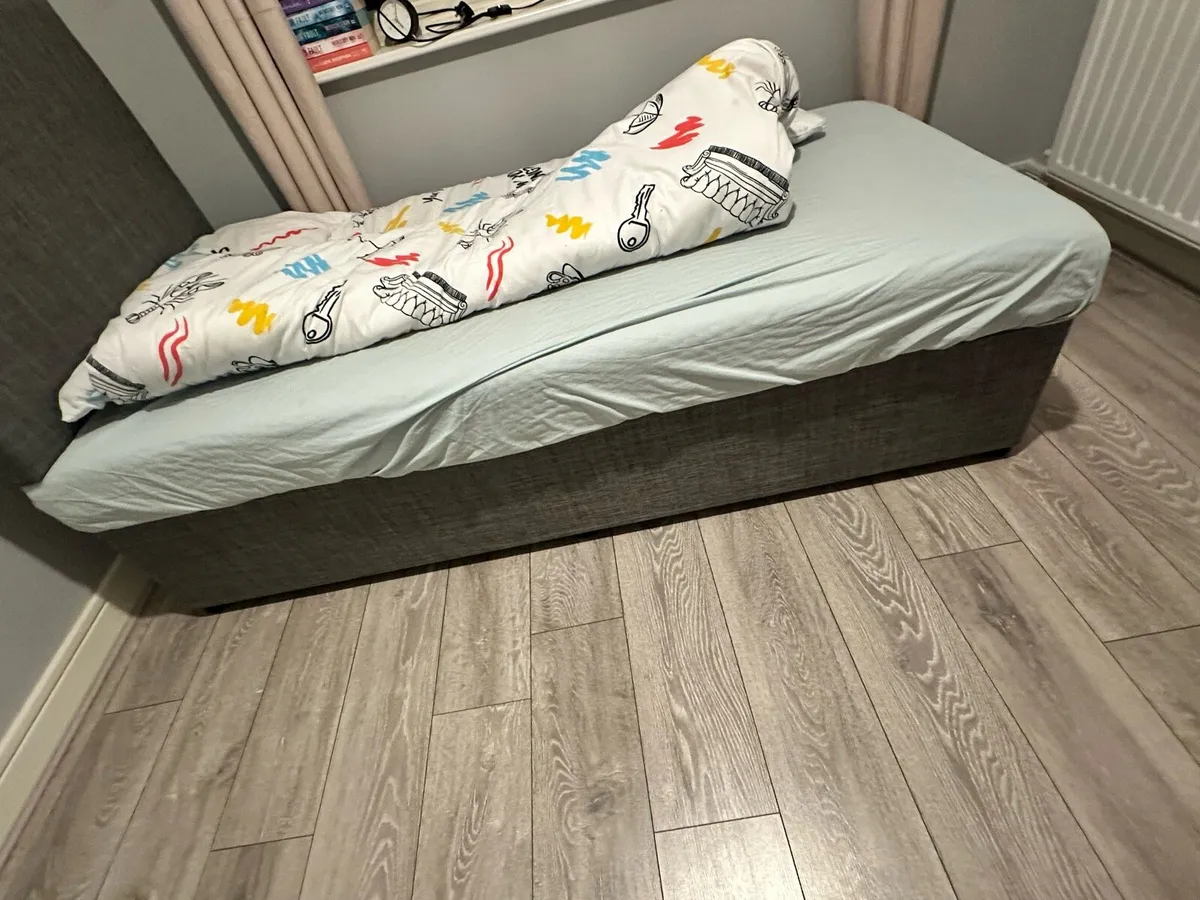 free bed - Image 3