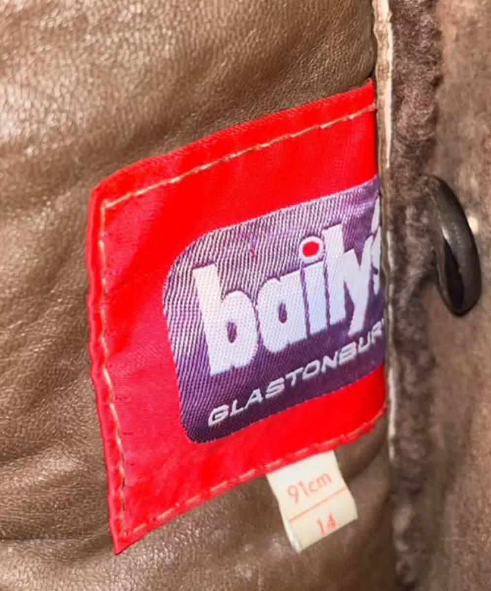 Vintage 70s sheepskin coat - Image 4