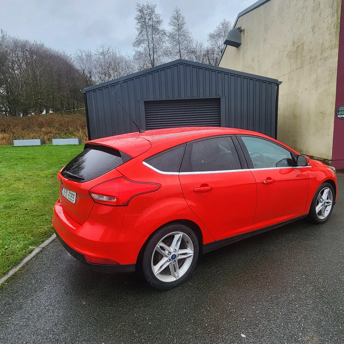 2015 Ford Focus 1.5tdci Zetec - Image 4