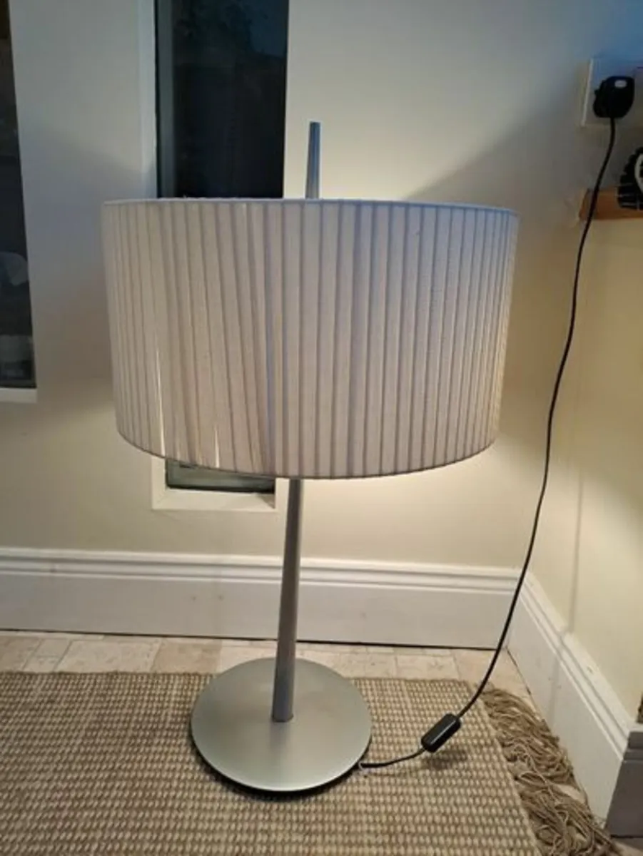 Large table Lamp chrome and linen - Image 2
