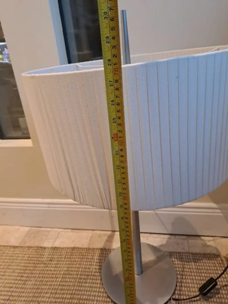 Large table Lamp chrome and linen - Image 4