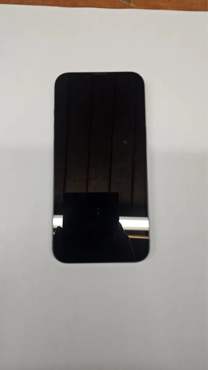 iPhone 13 - Image 1