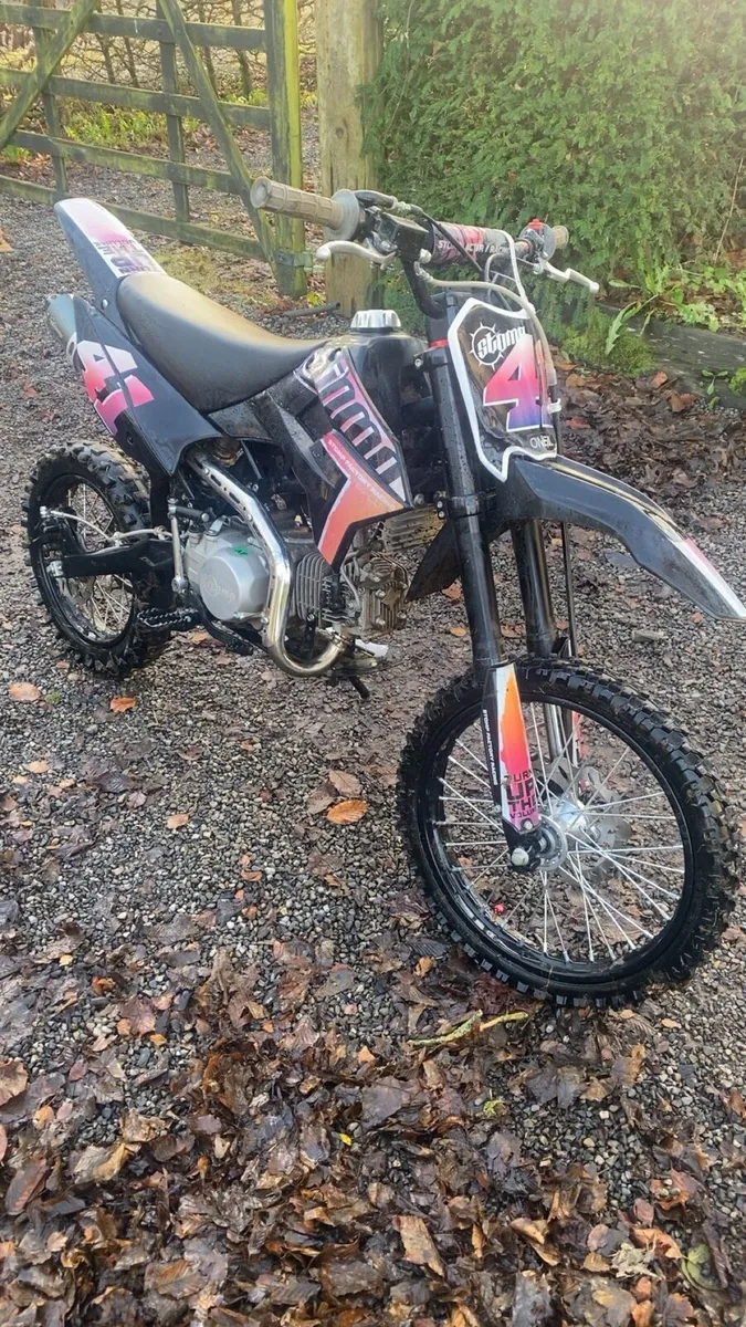 Stomp 140z3 - Image 1