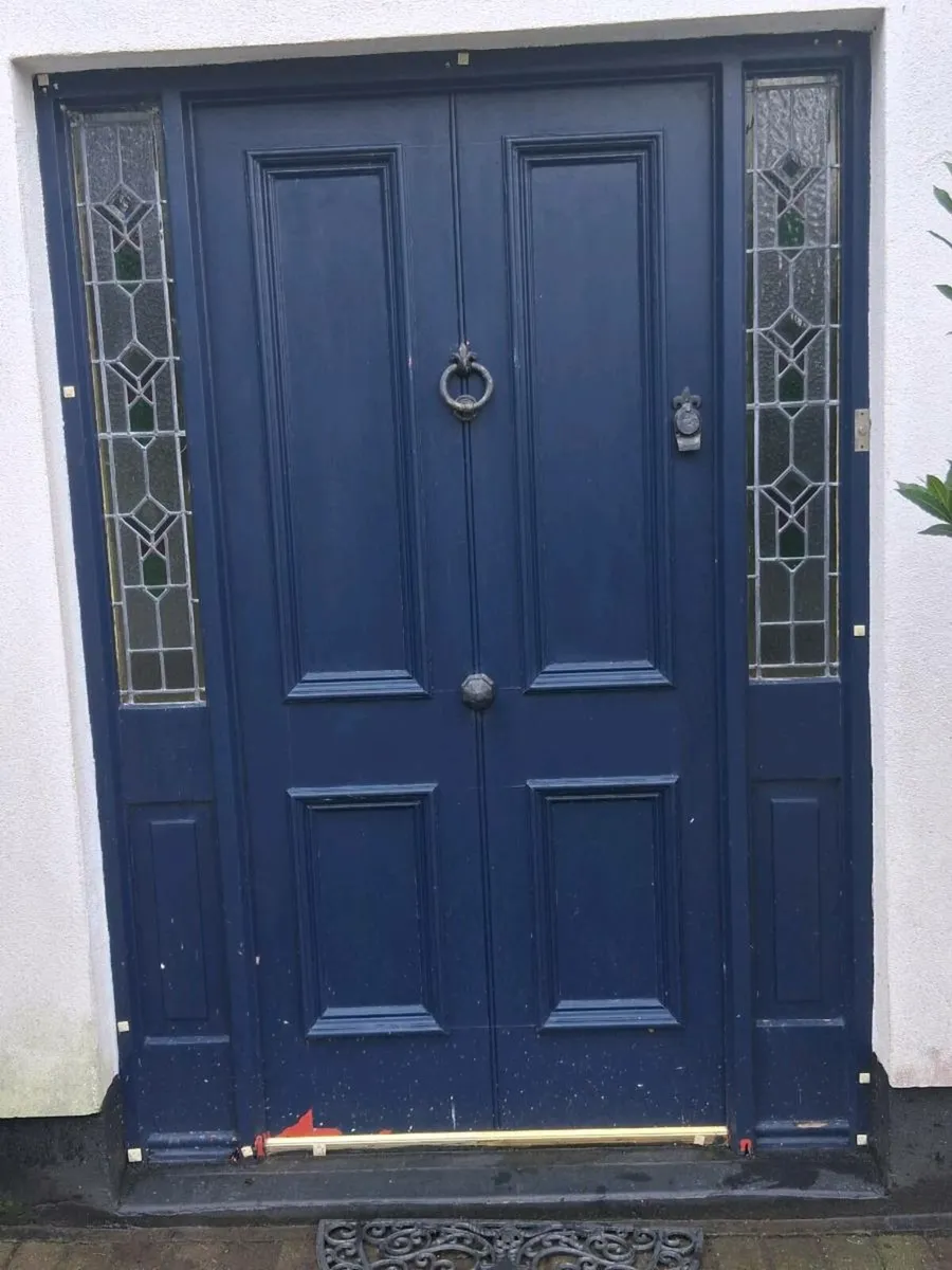 Front Door and frame - Image 2