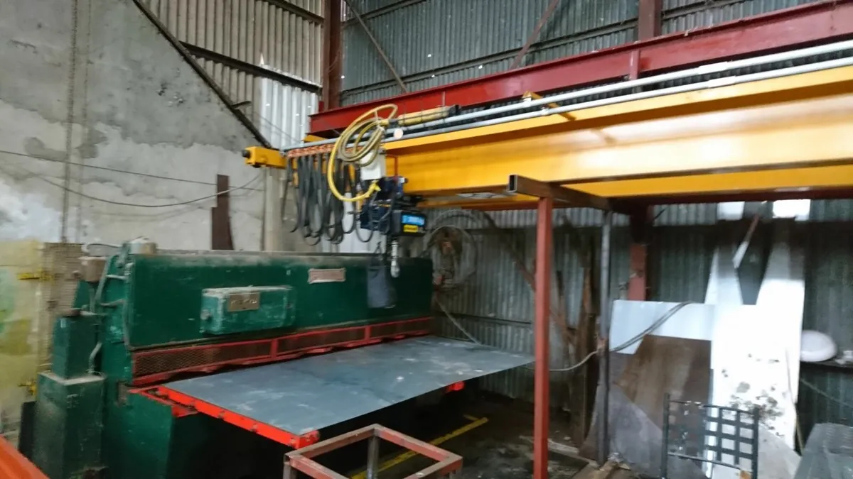 Travel Crane - Image 3