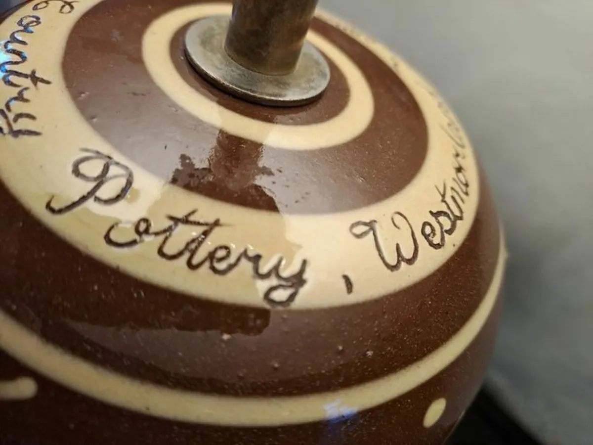 Wetheriggs Country Pottery lamp - Image 3