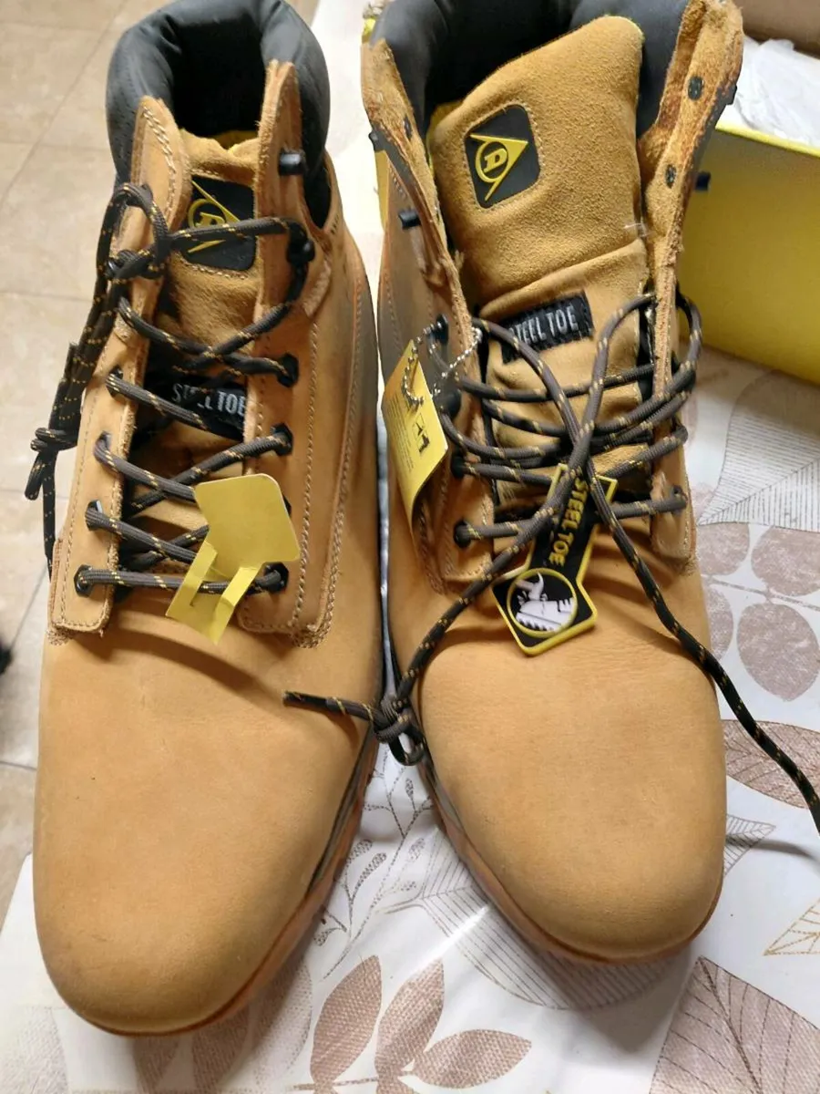 Work boots - Image 3