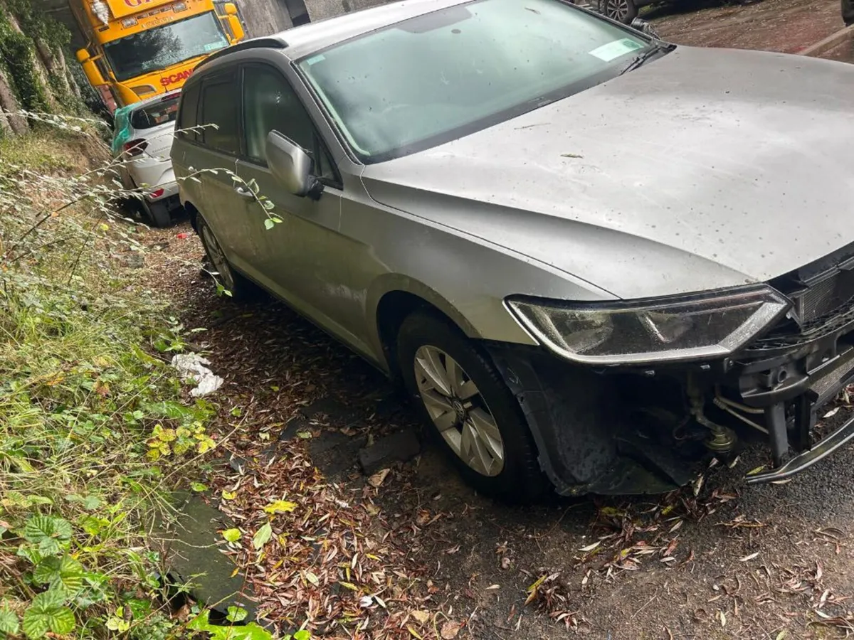 2017 volkswagen passat 1.6 tdi - Image 1