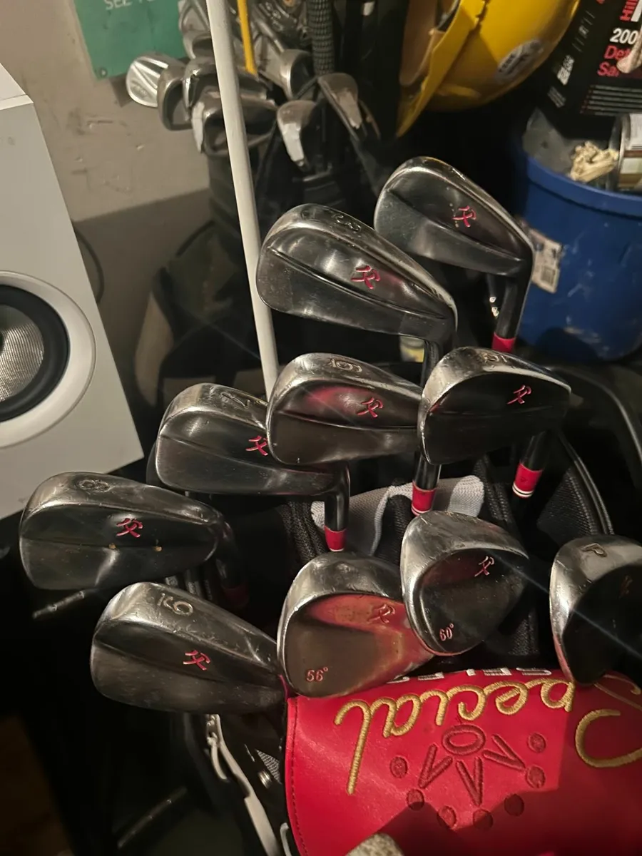 golf clubs - Image 1