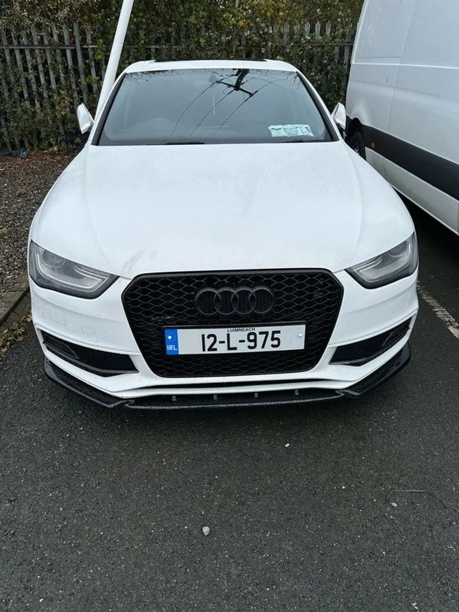 2012 Audi A4 - Image 2