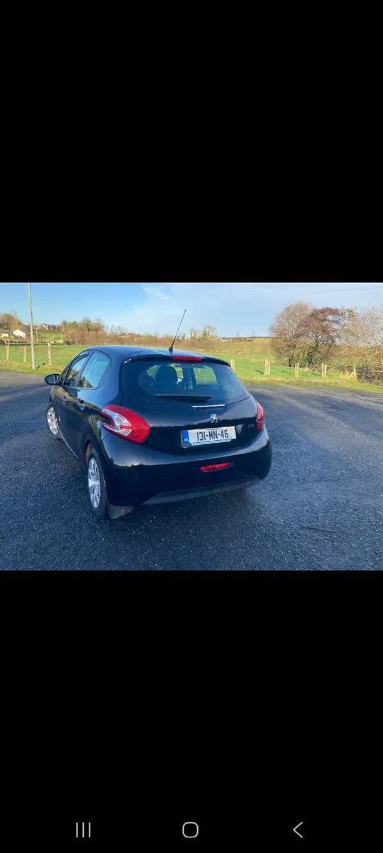 Peugeot 208 2013 - Image 2