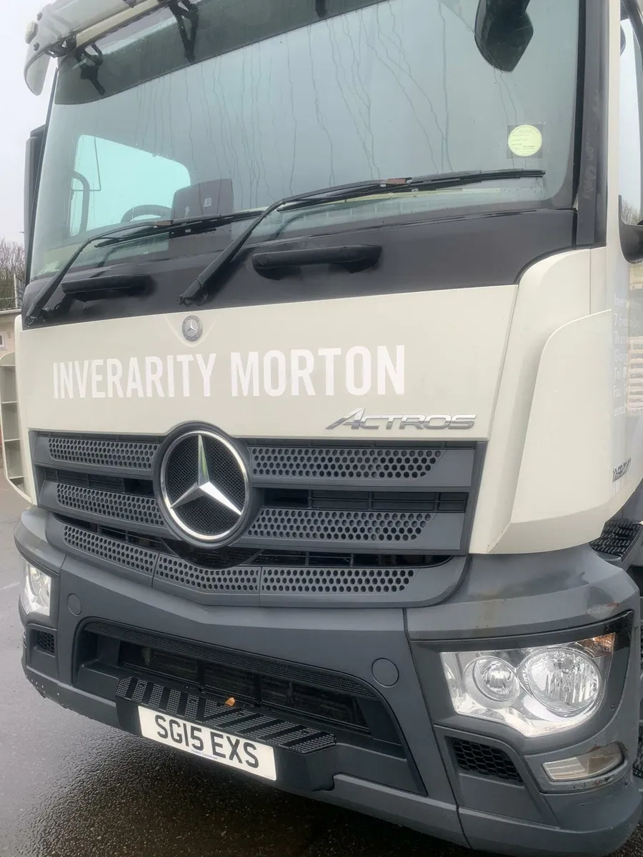 2015 mercedes actros 1827 - Image 2