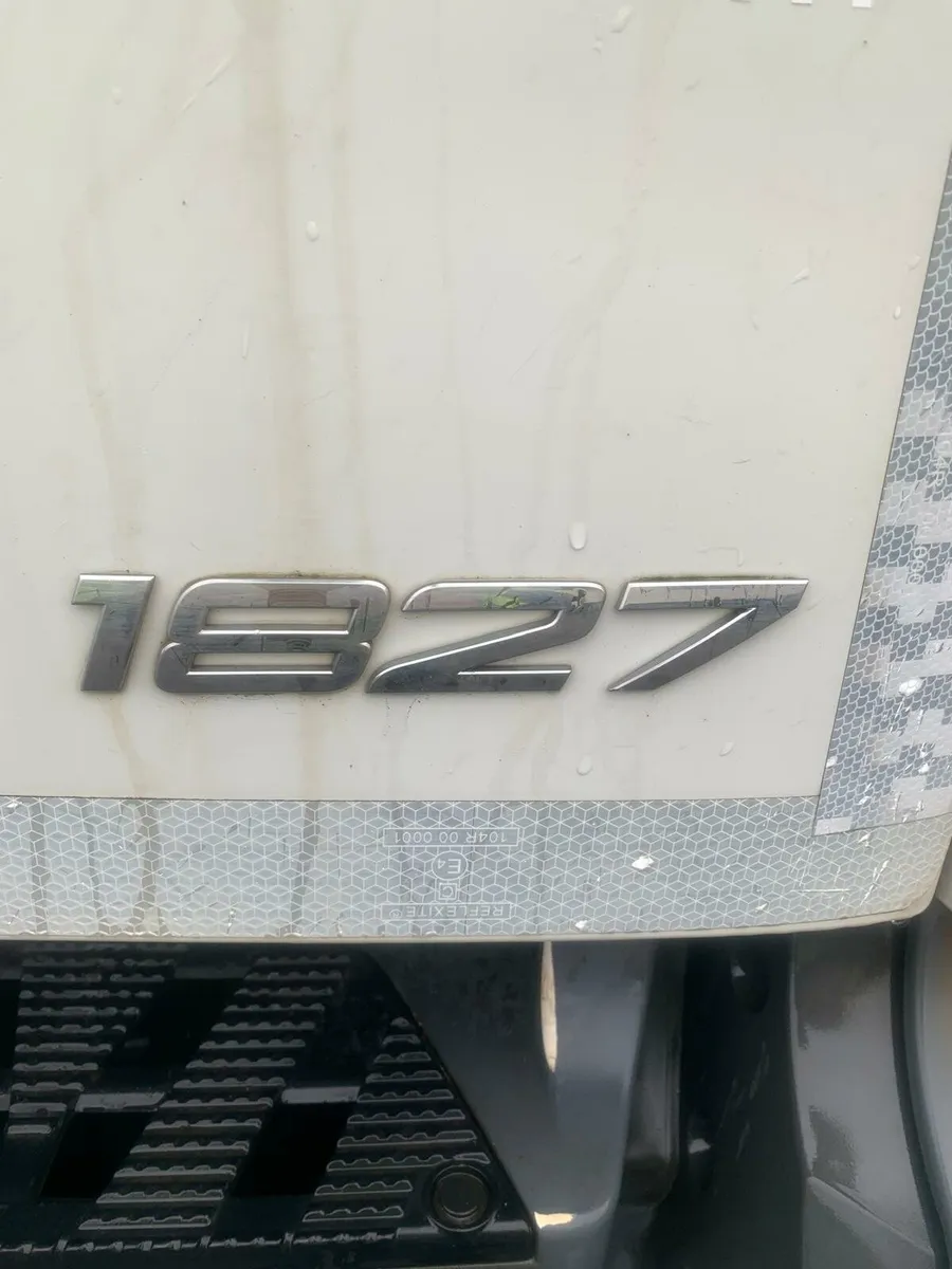 2015 mercedes actros 1827 - Image 3