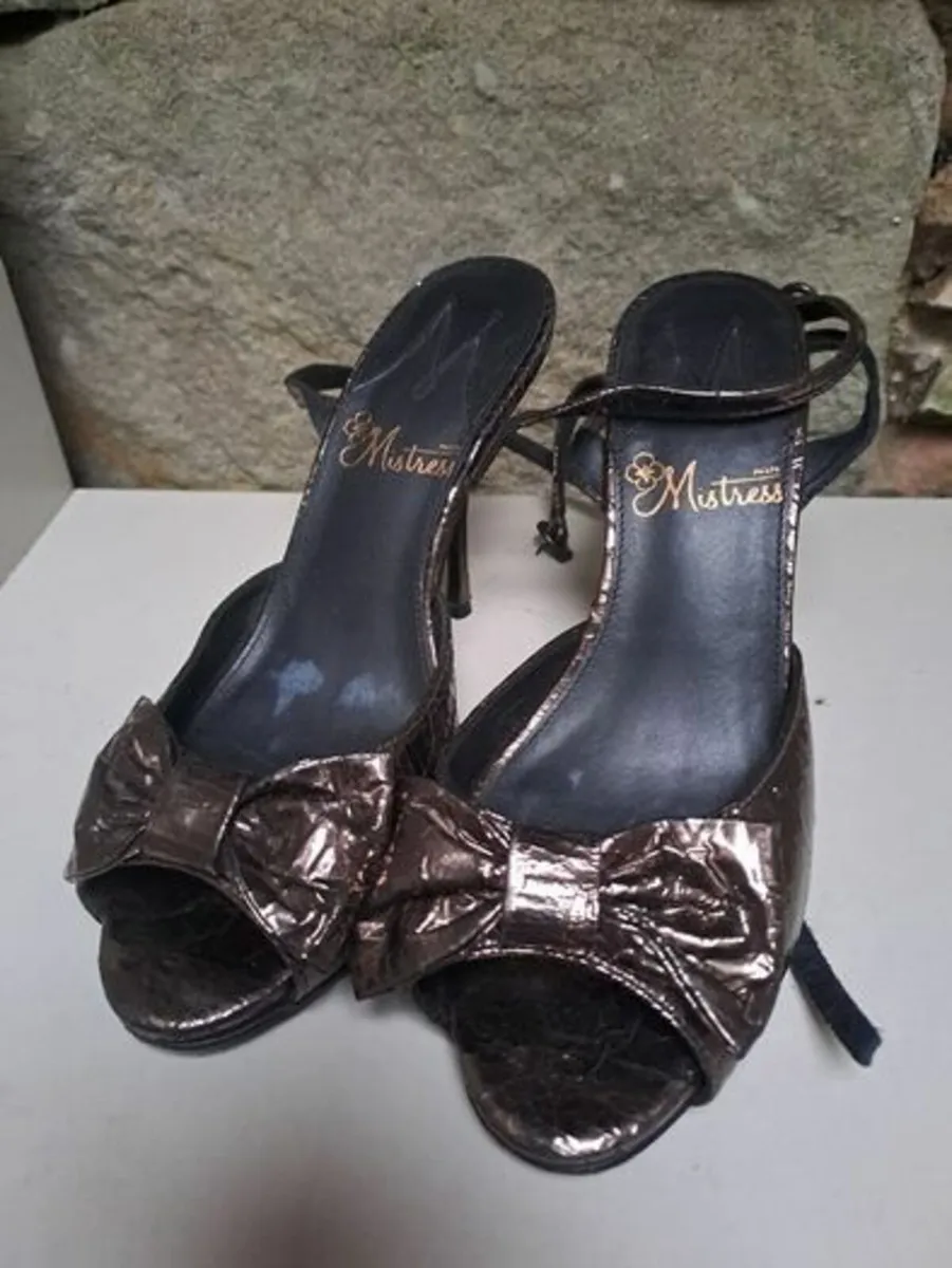Mistress High heels size 4 bronze - Image 1
