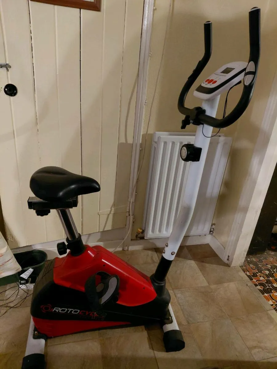 Exercise bike - Image 2