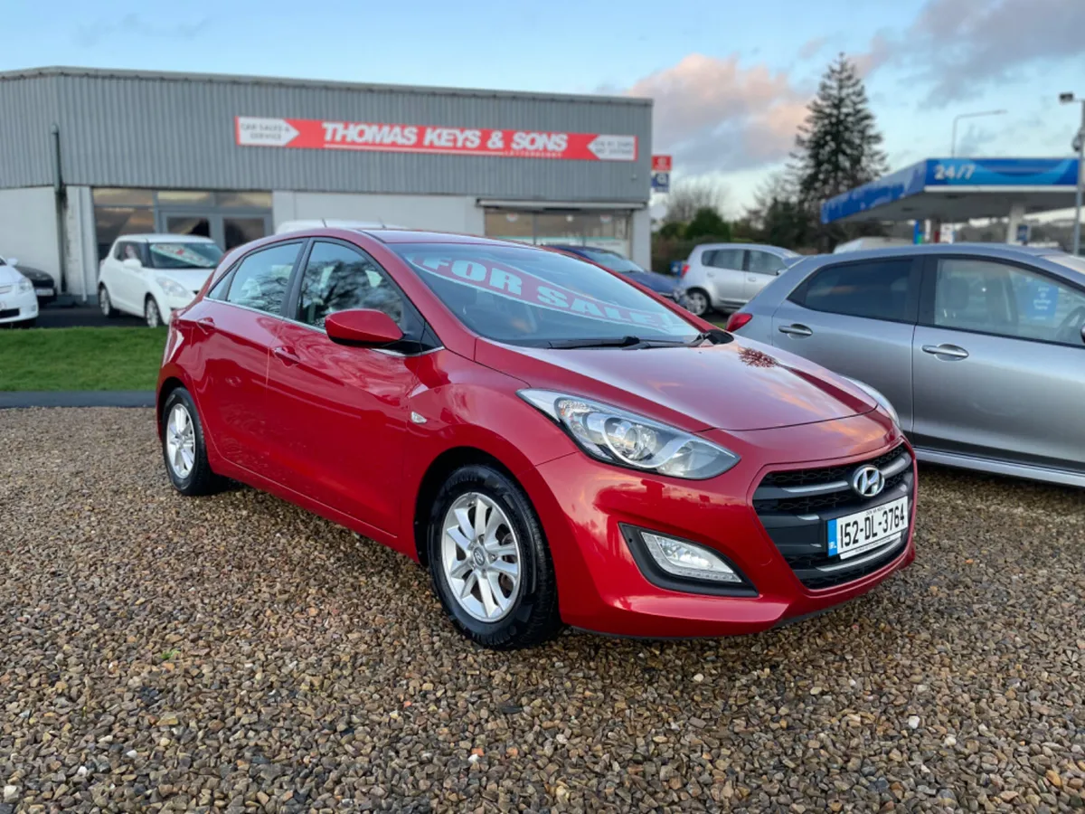 2015 Hyundai i30 Premium LOW MILES - Image 1