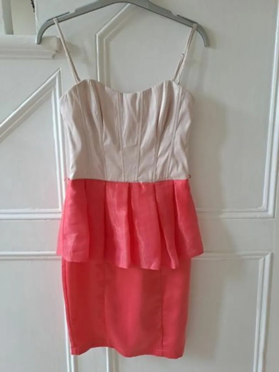 Party dress size 8 Lipsy - Image 1