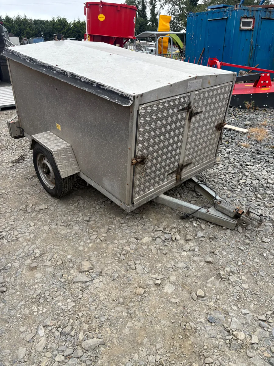 Dog calf lamb trailer - Image 1