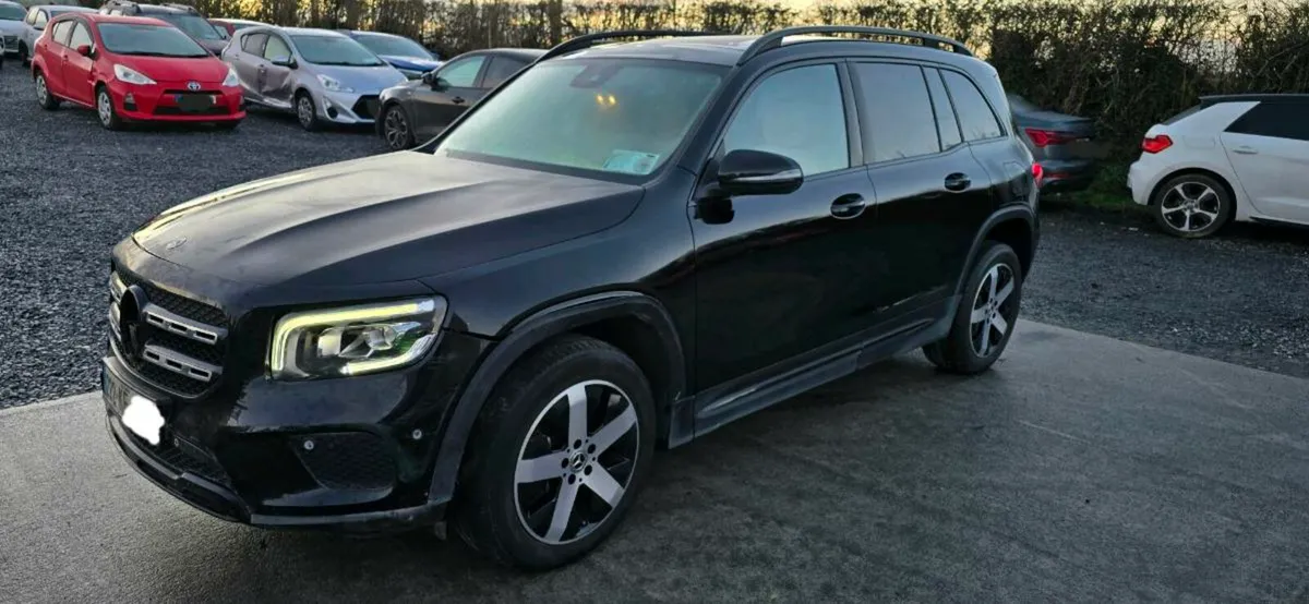 222 MERCEDES GLB - Image 1