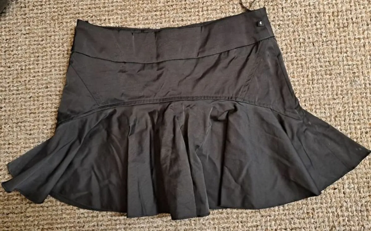 Morgan skirt Size 8 NEW - Image 2