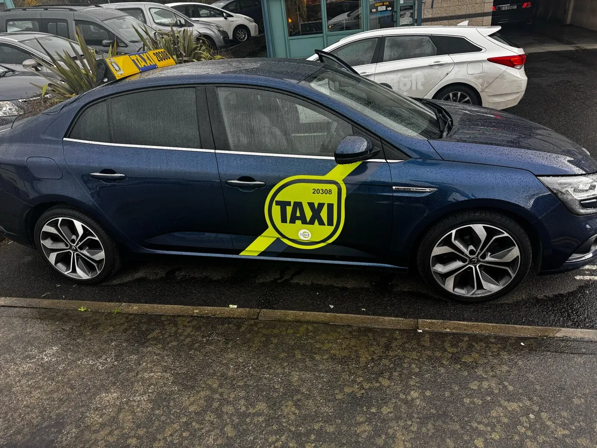 Renault megane grand coupe 2020 - Image 4